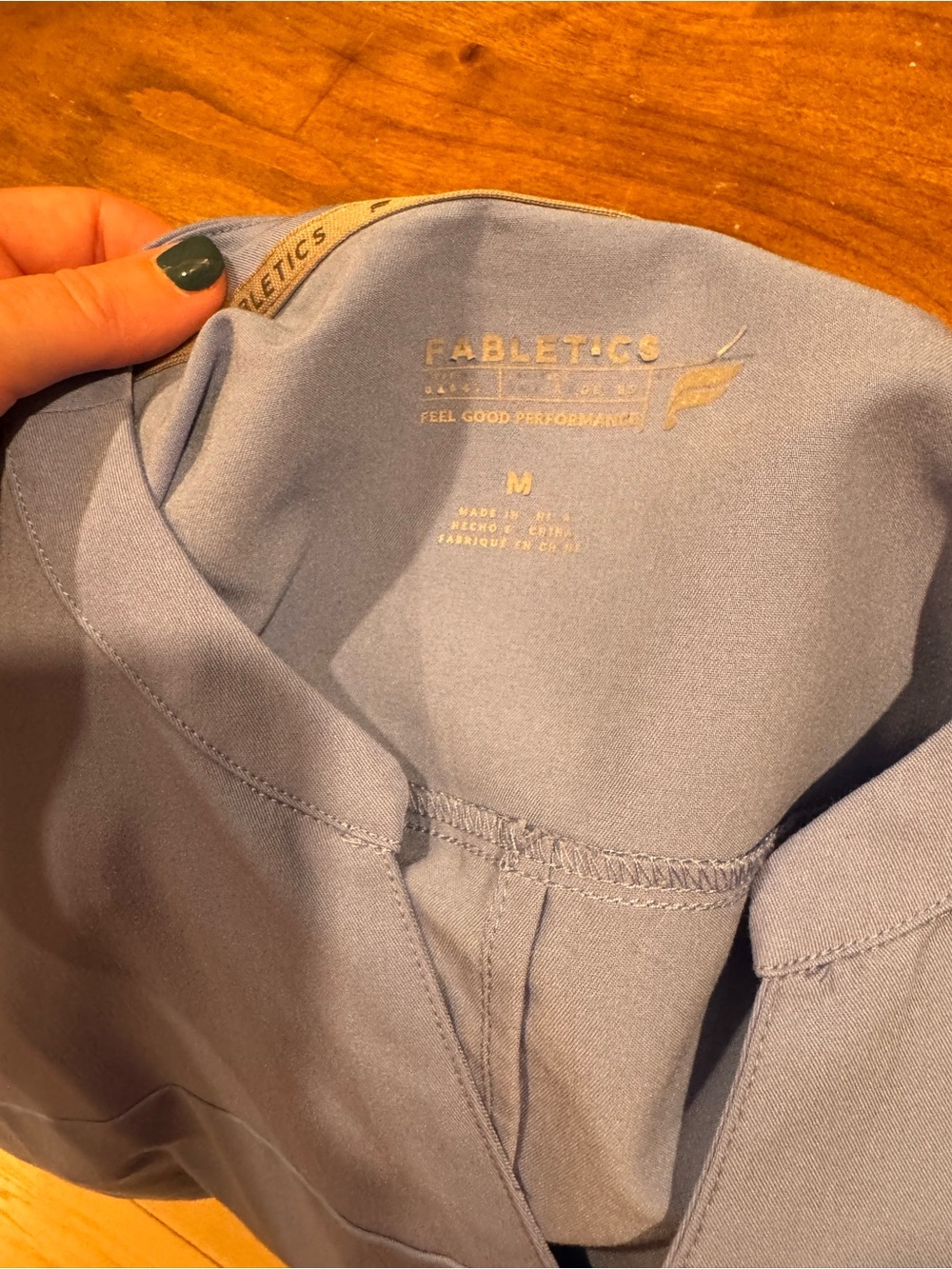 Two scrub tops - Fabletics Ceil blue size medium - Picture 4 of 5